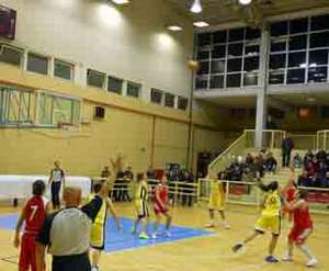 Fenice Basket Foggia sconfitta a Napoli dalla Emjoy in serie B femminile
